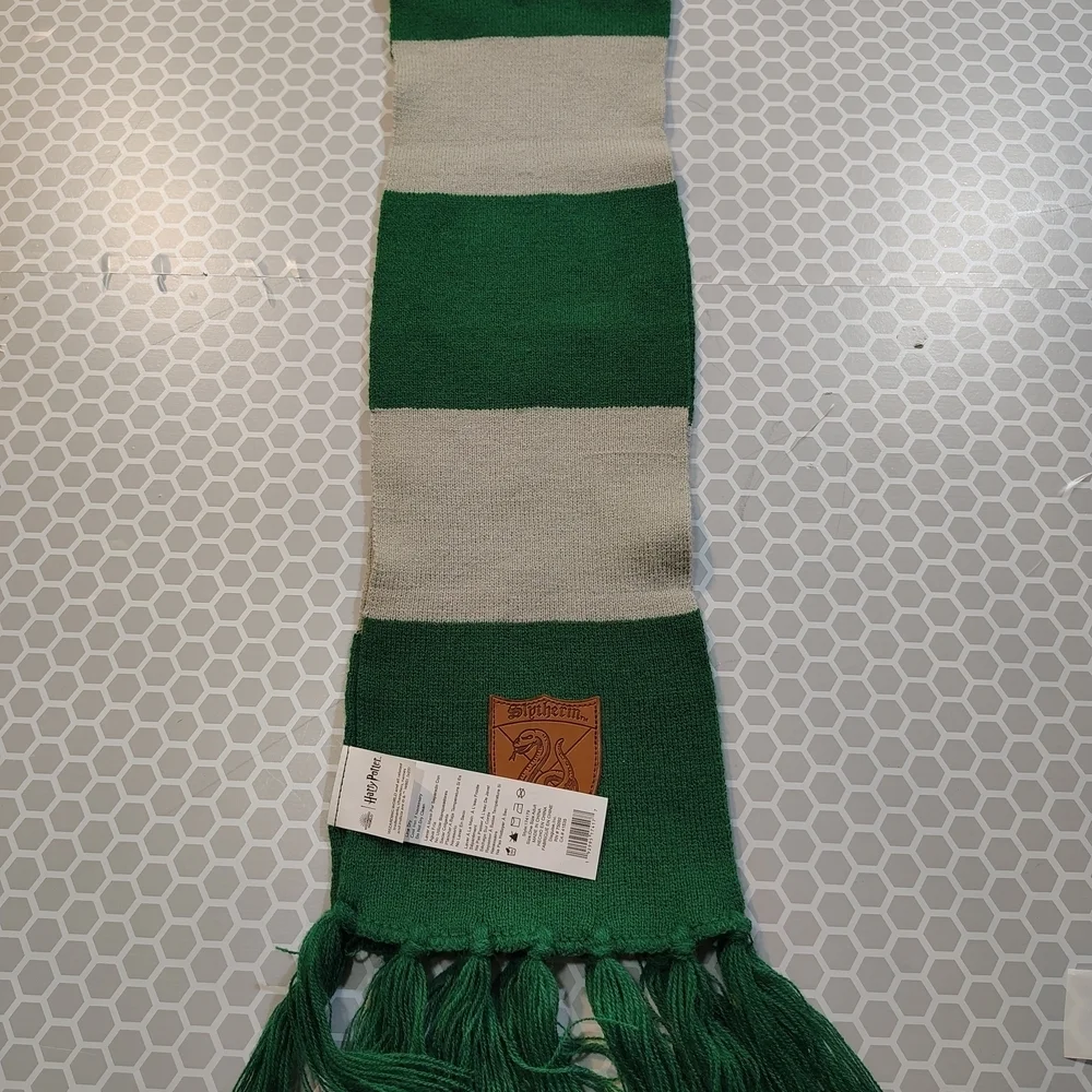 Harry Potter Green and Gray Kids Scarf